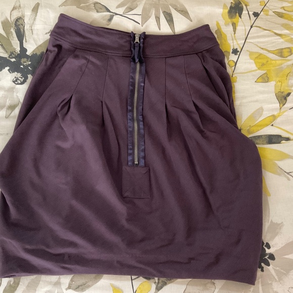 Lovely purple eggplant skirt by Myokie size 38 - Picture 1 of 4